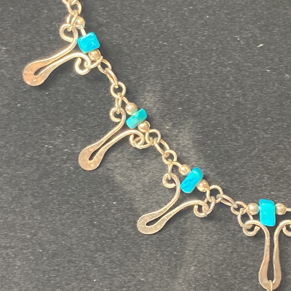 16" Turquoise Color Drop and Dangle Necklace - Picture 4 of 10